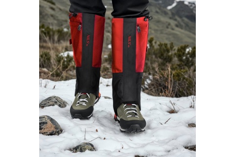 STUPTUTY CZERWONE NC17112 /NILS CAMP