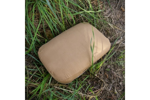 PODUSZKA KEMPINGOWA /OFFLANDER