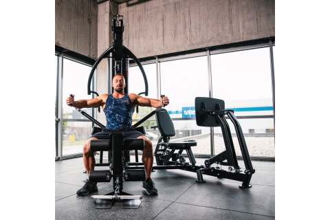 ATLAS DO ĆWICZEŃ Z PRASĄ DO NÓG COMMERCIAL TYTAN 101 /HMS