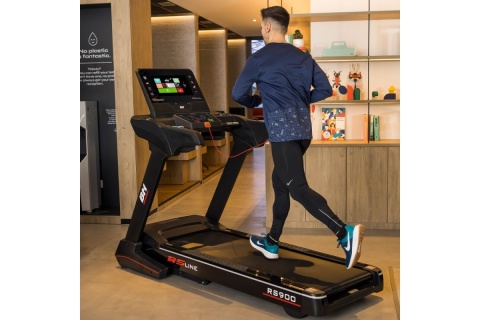 BIEŻNIA RS900 TFT /BH FITNESS